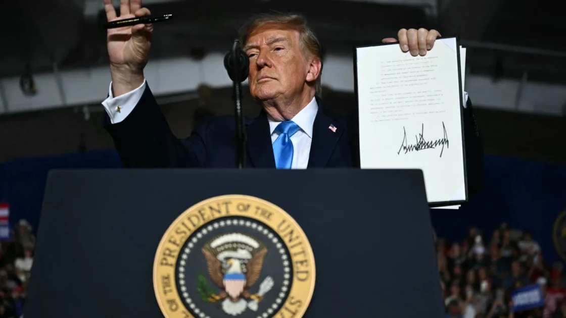 Perintah Eksekutif Trump Targetkan Biaya Asuransi Hipotek