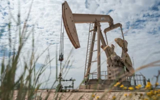 Harga Minyak Naik Akibat Ketegangan Geopolitik