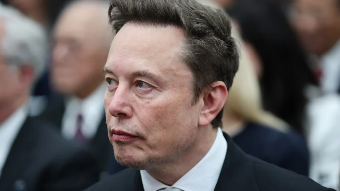 SpaceX Tarik Utang Rp650 Triliun untuk Beli Chip AI