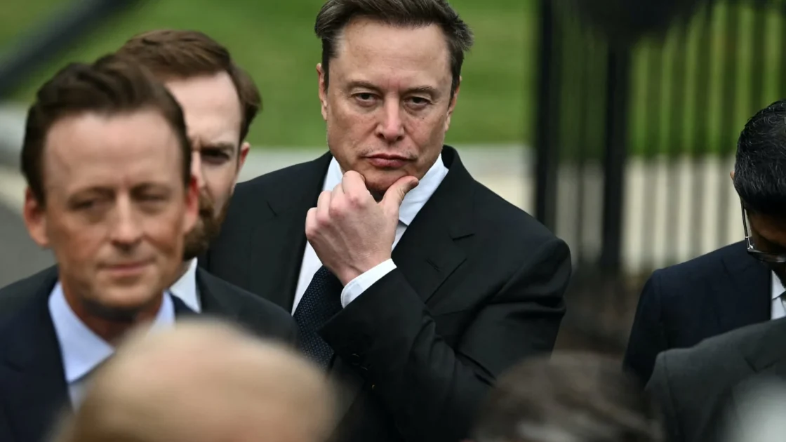 Musk Sebut Ukraina Langgar Ketentuan Layanan Starlink