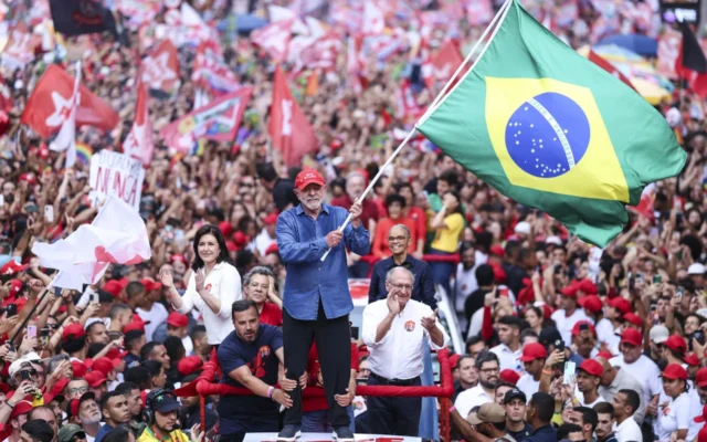 Lula Menangi Pemilu Bersejarah Brasil, Bolsonaro Tolak Kalah