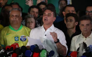 Donald Trump Setujui Flavio Bolsonaro Kunjungi AS Usai Kalah Pemilu