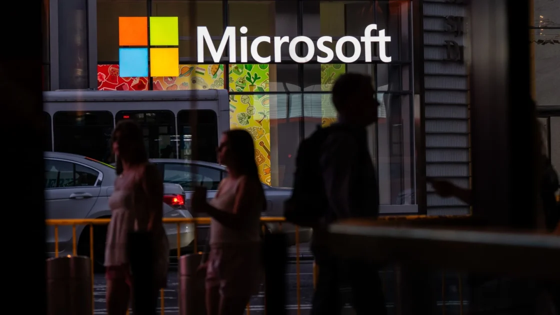Microsoft Tawarkan Pesangon Sukarela untuk 60.000 Karyawan