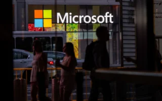 Microsoft Tawarkan Pesangon Sukarela untuk 60.000 Karyawan