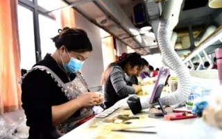 Laba Industri China Cetak Rekor Tiga Bulan Berkat AI