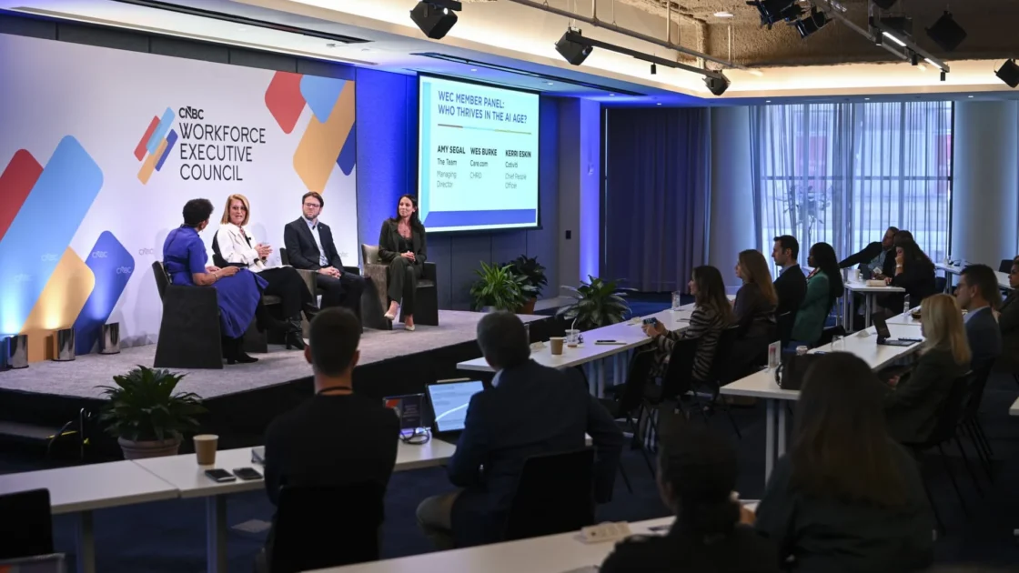 Dampak AI dan Kesehatan Mental di CNBC Workforce Summit