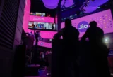 Saham Jio Platforms Melonjak 21 Persen pada Debut Perdana