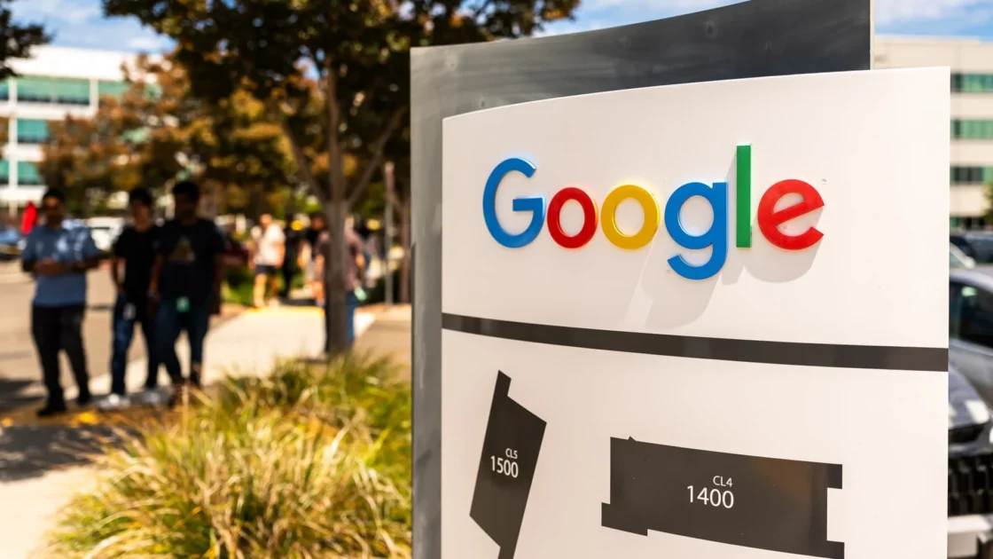 Saham Alphabet Anjlok 10 Persen Usai Pengeluaran AI Melonjak