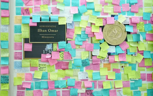 Donald Trump Tuntut Ilhan Omar Mundur Terkait Isu Nama