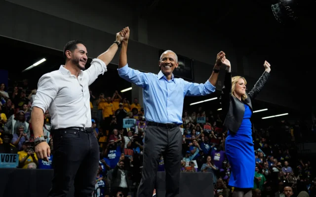 Kritik Tajam Obama pada Trump di Kampanye Ohio dan Michigan