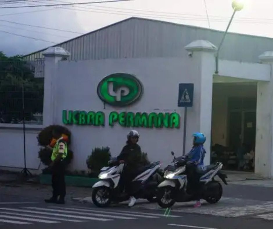 Gaji Karyawan PT. Liebra Permana Gaji Karyawan PT. Liebra Permana