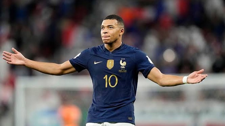 Mbappe Top Skor Sementara Setelah Cetak Gol ke Gawang Inggris