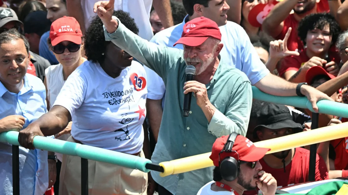 Kampanye Terakhir Brasil, Lula dan Bolsonaro Kerahkan Massa
