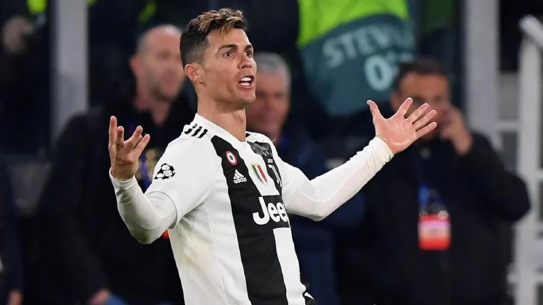 Diet Ketat Cristiano Ronaldo, Pantang Minum Susu