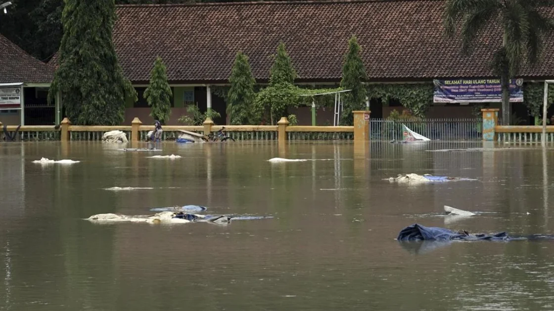 Banjir dan Longsor Terjang Banyumas, 3 SD Terdampak