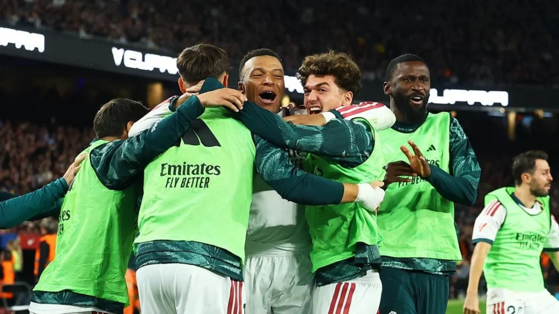 Klasemen Liga Spanyol: Real Madrid Dekati Barcelona