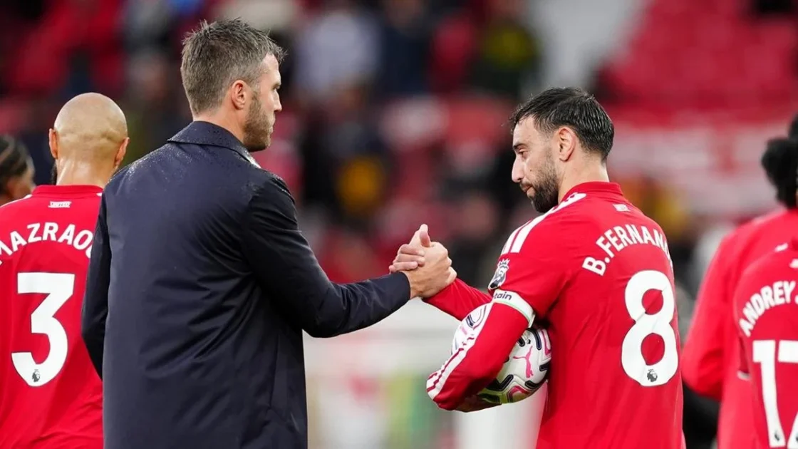 Simpati Carrick untuk Rumah Bruno Fernandes yang Kemalingan