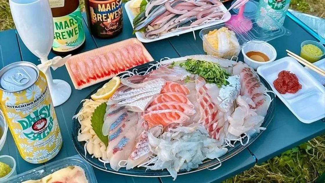 Tren Kuliner Baru di Korea Selatan, Warga Piknik Sambil Makan Ikan Mentah