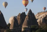Batu Raksasa Runtuh di Cappadocia Turki, 3 Tewas