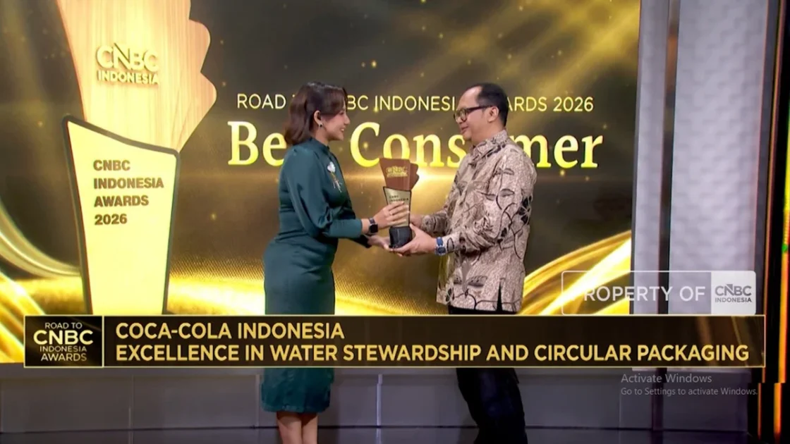 Coca Cola Sabet Penghargaan Ekonomi Sirkular CNBC Indonesia