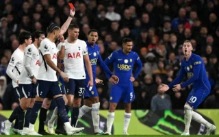 Chelsea Vs Spurs: Palmer Kartu Merah, The Blues Disikat 0-2