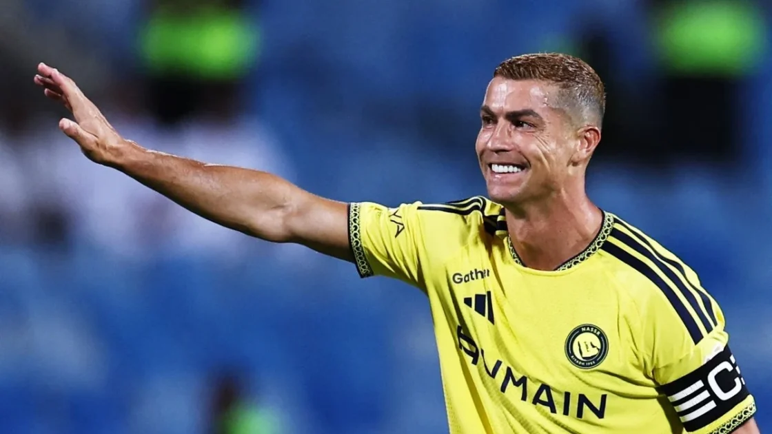Cristiano Ronaldo Cetak Rekor Atlet Pertama Berharta Rp36 T