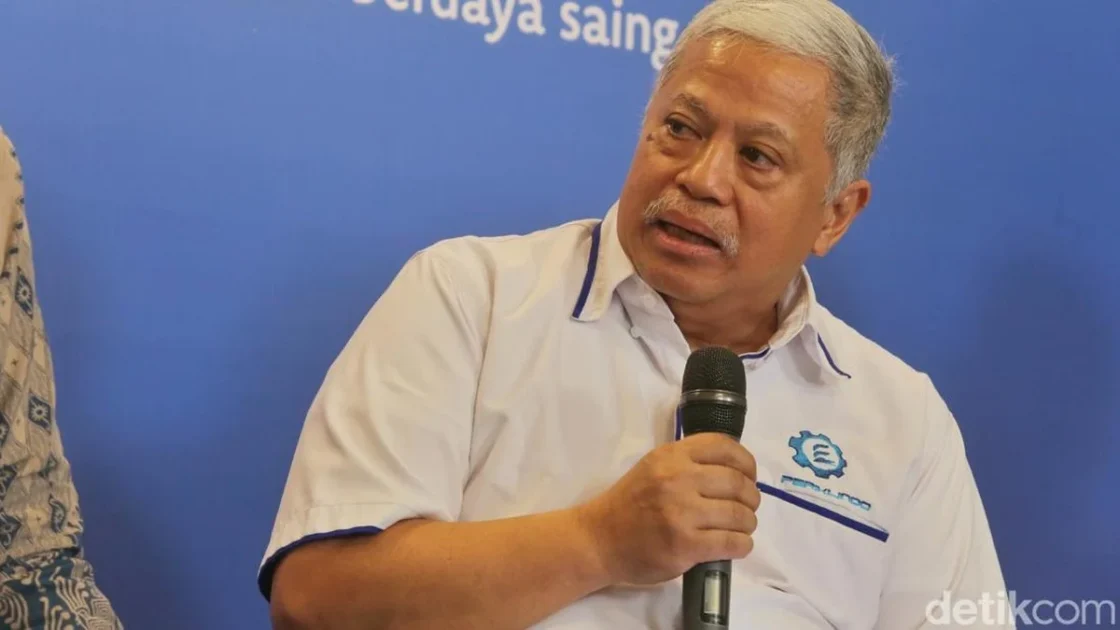 Tantangan Industri EV RI: Impor Komponen dan Suku Bunga
