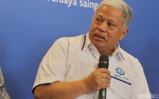 Tantangan Industri EV RI: Impor Komponen dan Suku Bunga