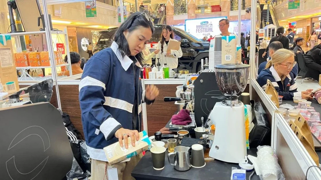 Coconut Milk Jadi Alternatif Susu untuk Racikan Kopi