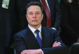 Elon Musk Batasi Starlink untuk Serangan Drone Ukraina