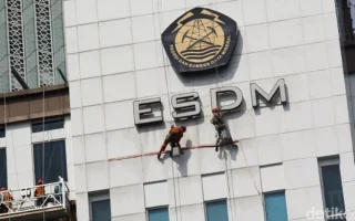 Bahlil Targetkan PNBP ESDM Tembus Rp 165 Triliun