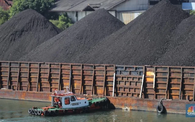 Harga Batu Bara Lemah, Indonesia Tetap Raja Batu Bara Dunia