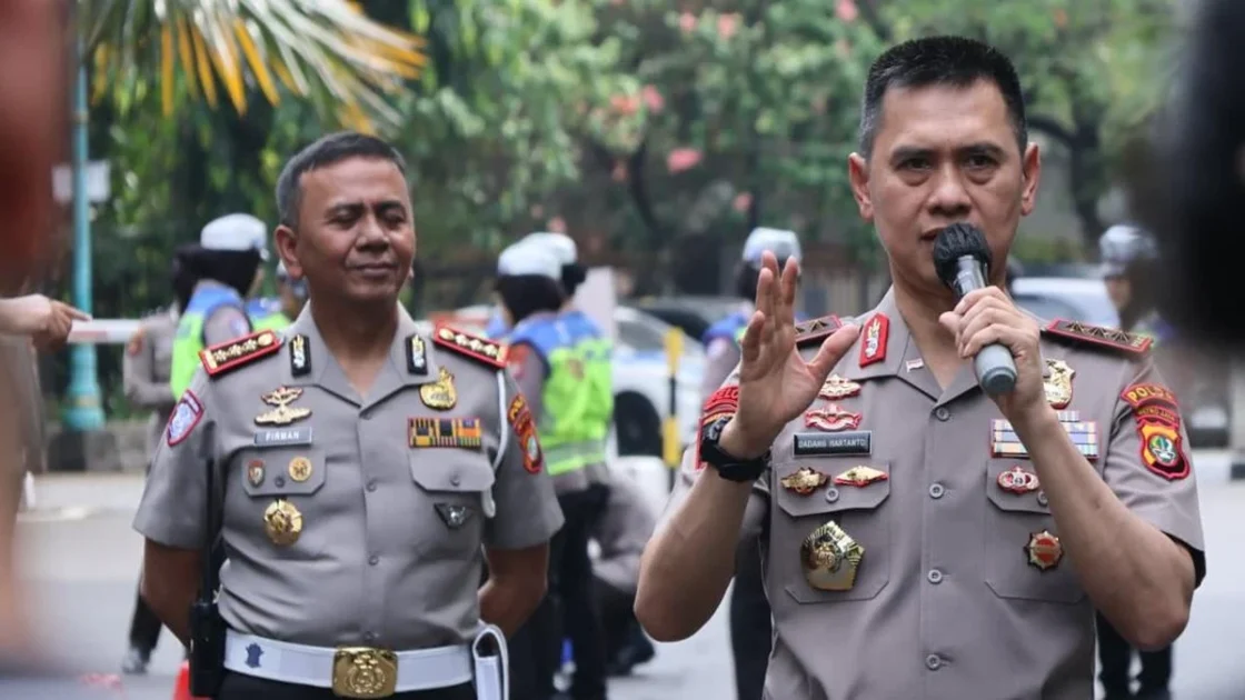 Kapolda Metro Jaya Gelar Cek Kesehatan Gratis untuk Ojol
