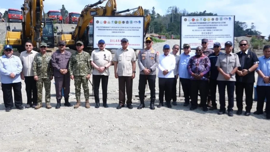 Pemerintah Serahkan Tambang Sitaan Nabire ke PT Antam