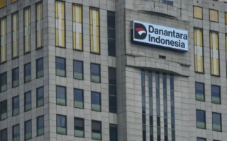Danantara Minta Proyek Data Center AI Buat Energi Sendiri