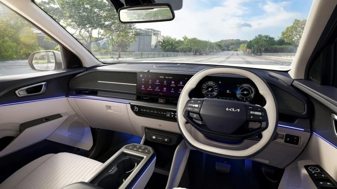 Kia Carens EV Tantang BYD M6, Harga Mulai Rp382 Juta