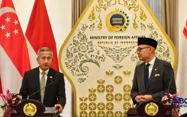 Menlu Singapura Pakai Bahasa Indonesia Bahas El Nino dan Asap