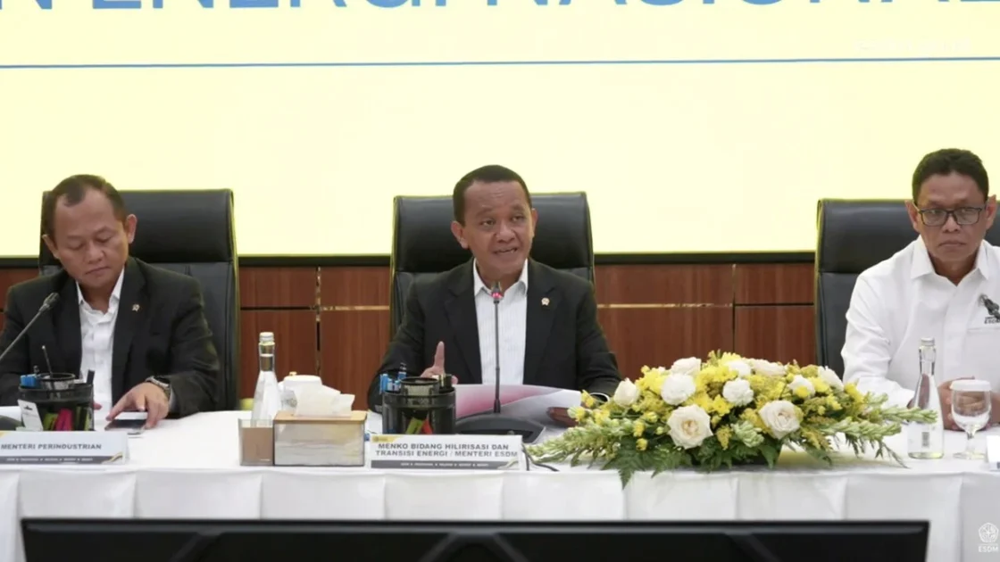 Bahlil Bakal Keliling ke China dan India Demi Pasokan BBM