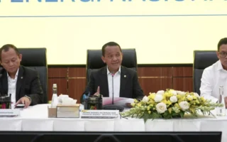 Bahlil Bakal Keliling ke China dan India Demi Pasokan BBM