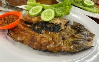 7 Rekomendasi Tempat Makan Ikan Bakar Enak di Jakarta