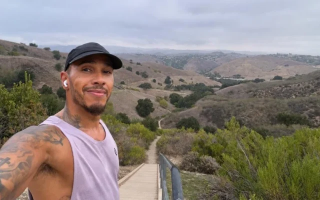 Lewis Hamilton Suarakan Pembebasan Palestina dan Kongo