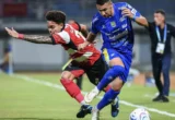 Dua Kekalahan Persib dalam Enam Laga Ancam Status Juara