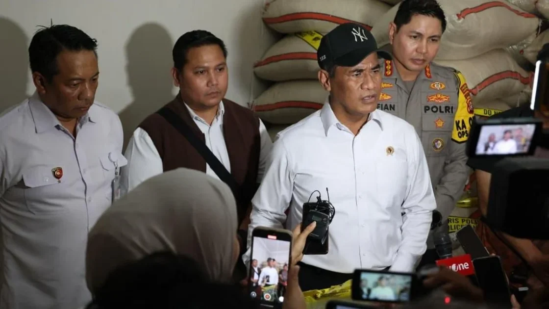 Mentan Jamin Harga Beras Turun Usai Bongkar Mafia Oplosan