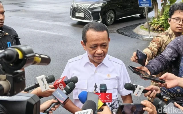 Bahlil Buka Suara Soal Kabar RI Dapat 30 Juta Barel Minyak UEA