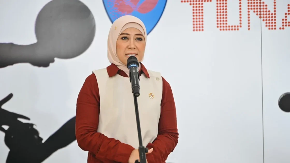 Menkomdigi Tanggapi Ancaman Politikus Singapura Soal Kabel Internet