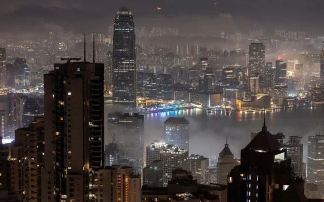 Arab Saudi Hingga Qatar Guyur Miliaran Dolar ke China-Hong Kong