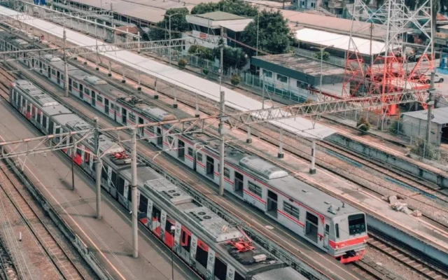 Progres Pengadaan 30 Rangkaian KRL Baru Arahan Presiden Prabowo