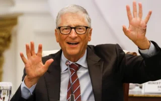 Bill Gates Peringatkan Dunia Hadapi Gejolak AI 20 Tahun