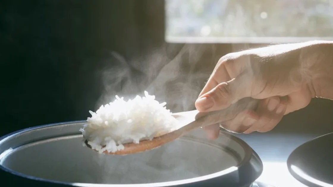 Awas! 5 Makanan Ini Jangan Dibiarkan Terlalu Lama di Suhu Ruang