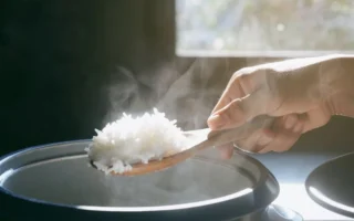 Awas! 5 Makanan Ini Jangan Dibiarkan Terlalu Lama di Suhu Ruang